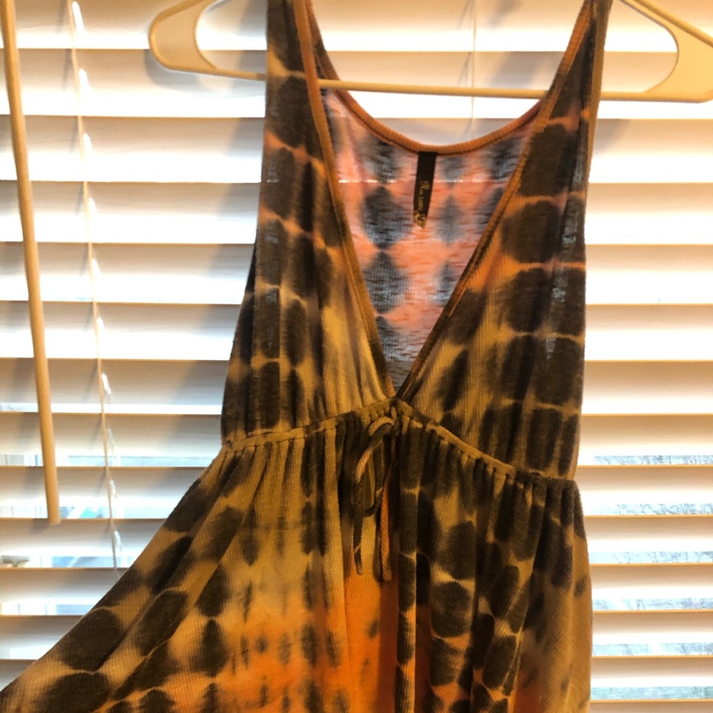 Tie dye flowy tank top!